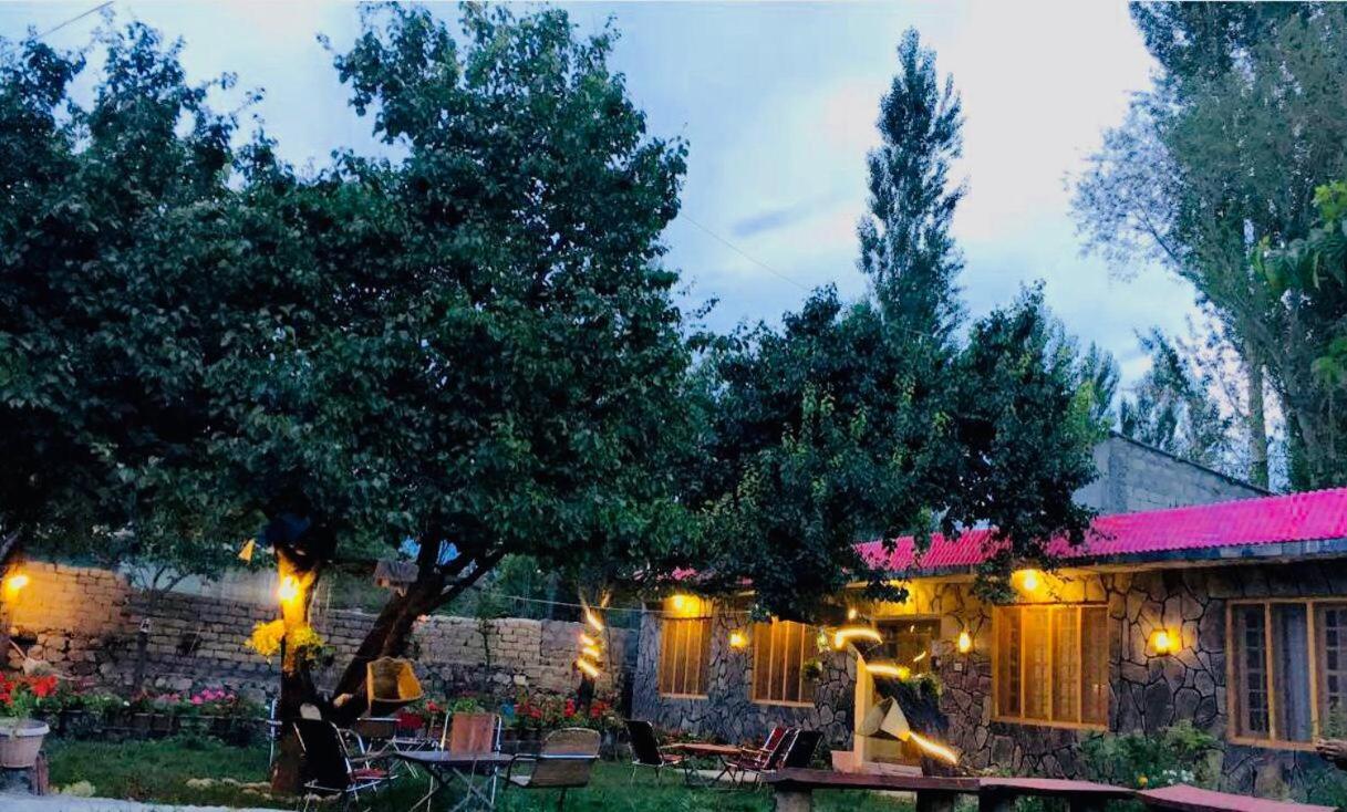 Sehrish Guest House Skardu Exterior foto